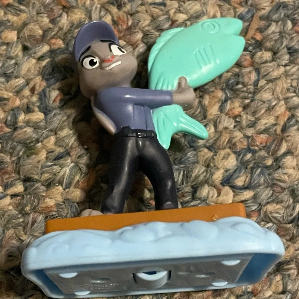 Zootopia Judy Hops Cartoon Figure with Fish Figurine